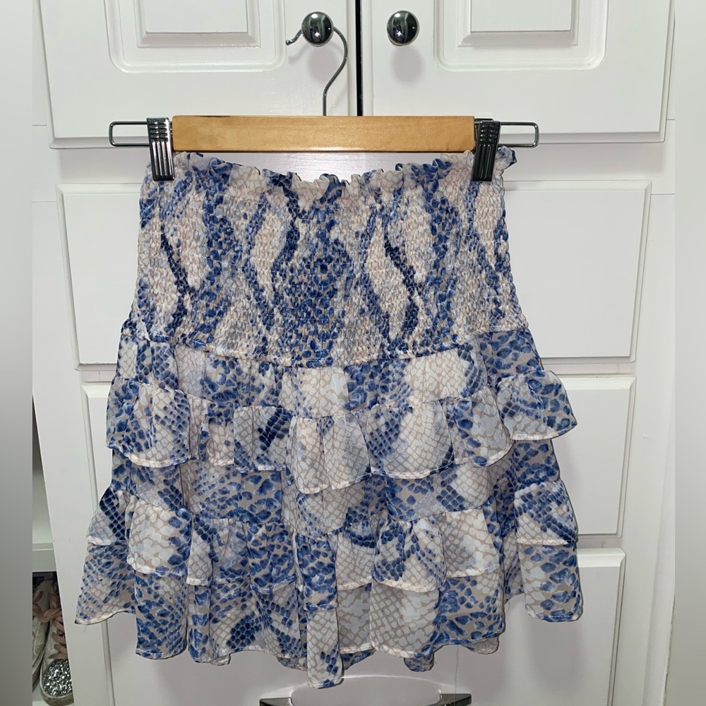 Preppy IMPECCABLE PIG skirt - size SMALL